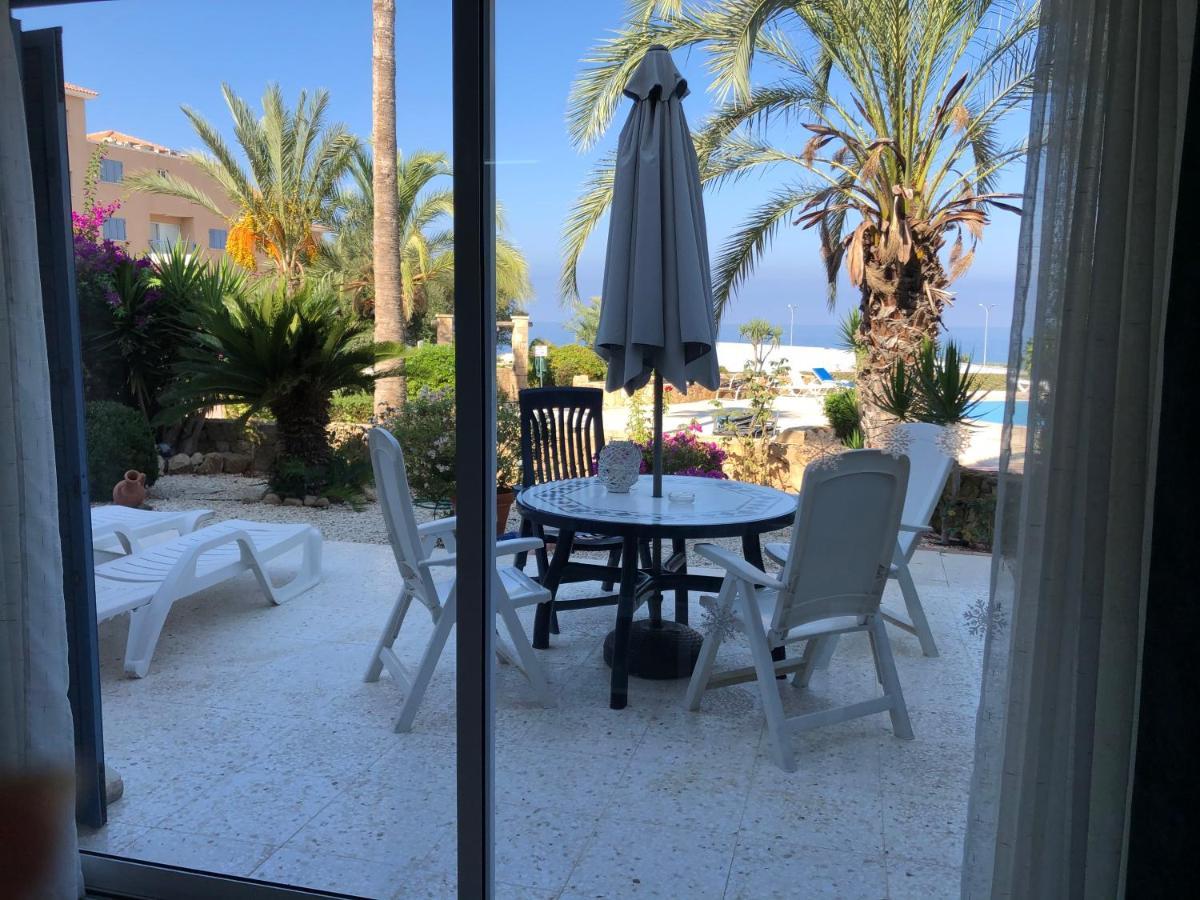 Kings Palace - Fabulous Pool-Side 2 Bed Apartment Paphos Eksteriør billede